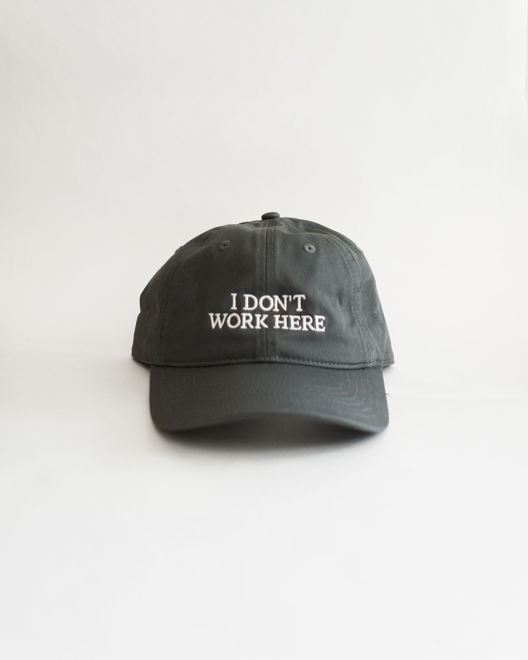 【美品】IDEA BOOKS SORRY CAP IDEA Books Sorry I Don't Work Here Hat (Charcoal) – SORT