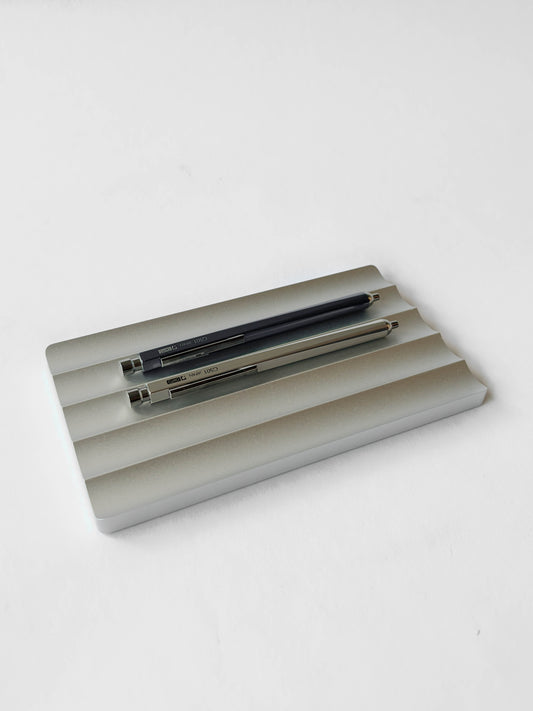 Aluminum Stationery Tray 01 by over_engineered