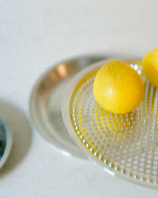 Makanai Stainless Steel Round Flat Strainer, 18 cm, by Conte
