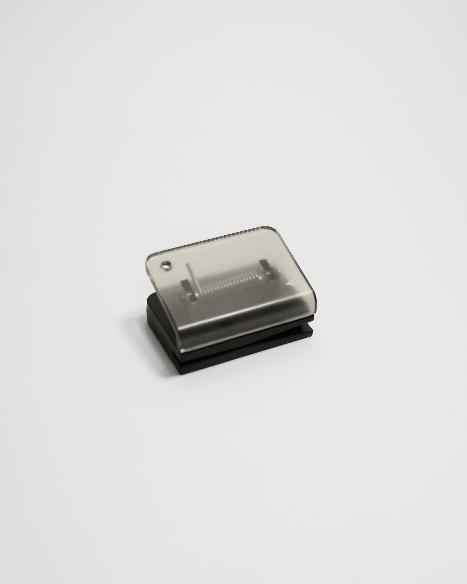 Kutsuwa Memo Cut Clip — Magnetic Cutter & Memo Holder — Kutsuwa, Japan, at SORT Vancouver