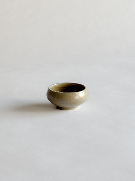 (J5) Janice Wong Small Cup — Flax Stoneware