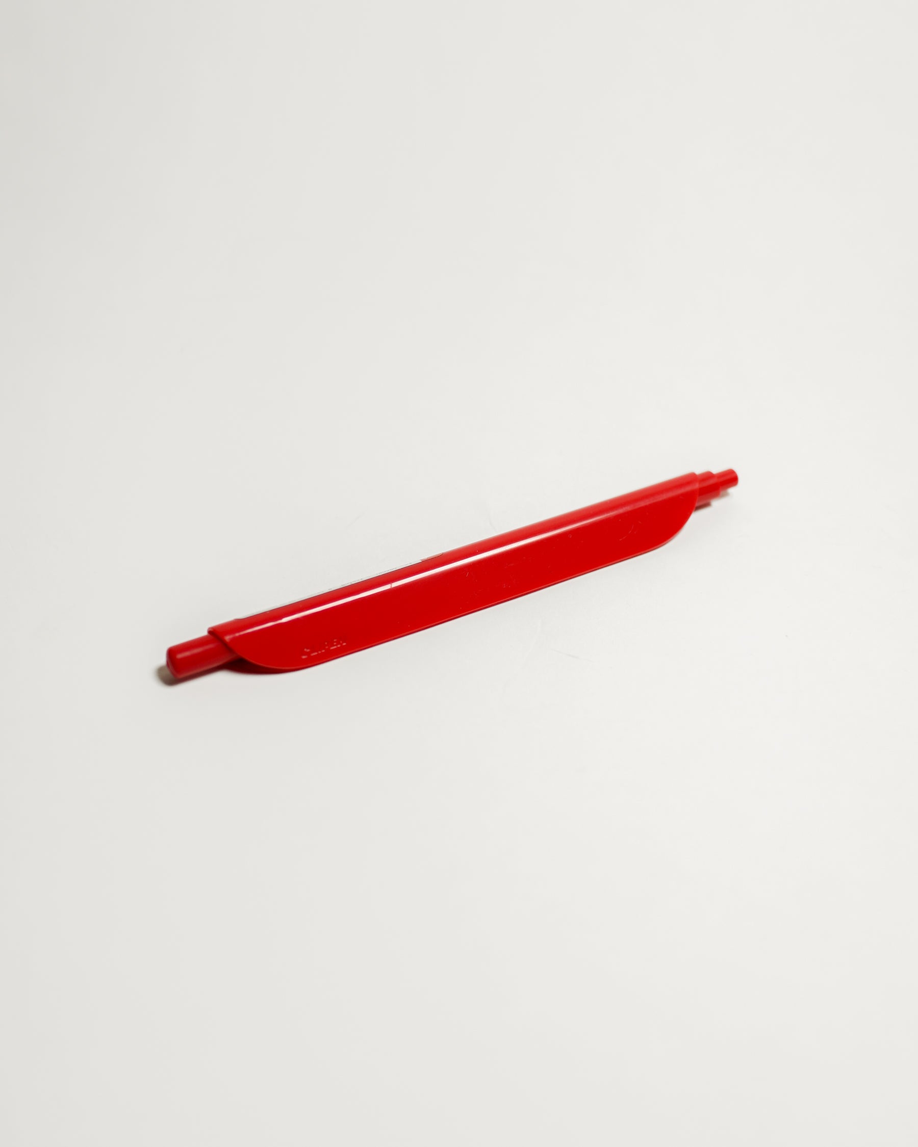 Clipen Pen — Office (Red/Blue Ink, 0.7mm) — clip pen at SORT Vancouver