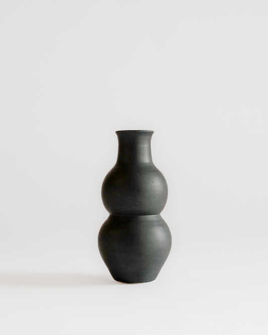 (S6) Shanene Lau — Black matte stacked vase