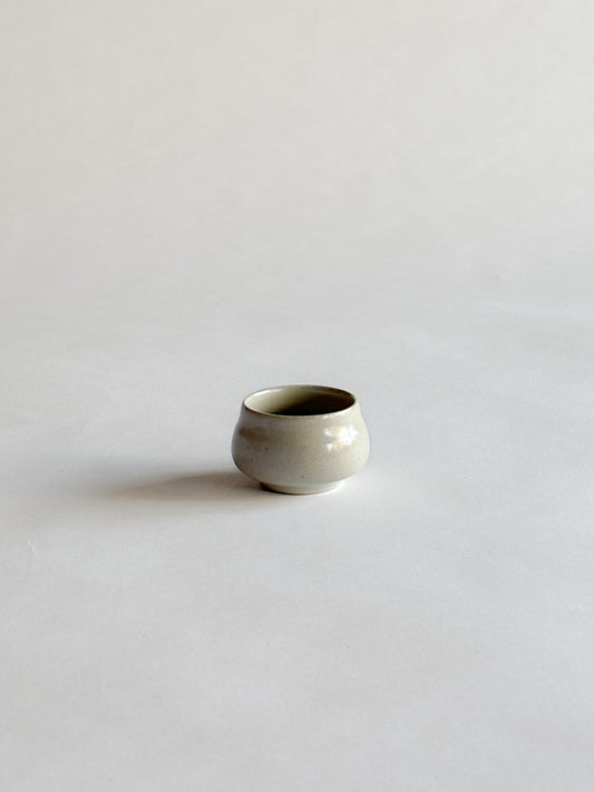 (J7) Janice Wong Small Cup — Flax Stoneware