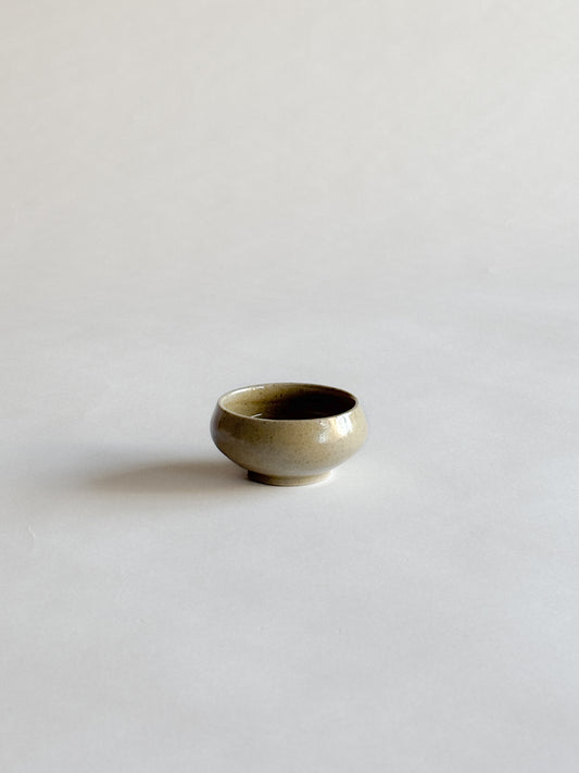 (J5) Janice Wong Small Cup — Flax Stoneware