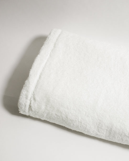 Japanese Premium Imabari Extra Thick Bath Towel (440g) - 70 × 150 cm — Imabari towel, Japan, at SORT Vancouver