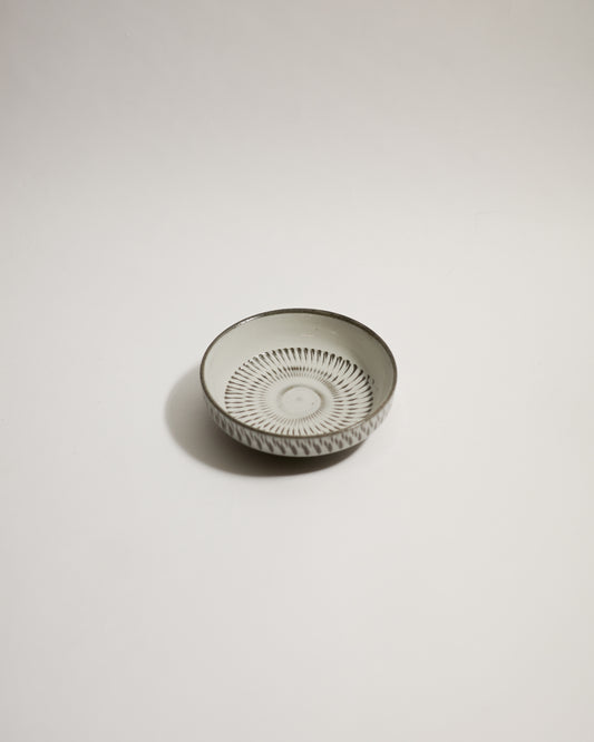 Japan Koishiwara Tobikanna Small Condiments Bowl (Ø9.7cm)