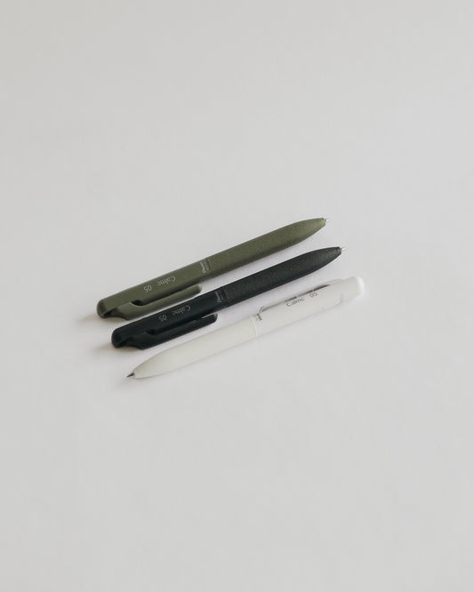 Pentel Calme Monochrome Ballpoint Pen — 0.5mm or 0.7mm (Black Ink)