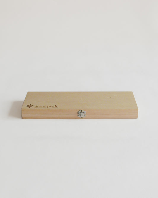 Snow Peak 14" Chopping Board with Knife Set (CS-208)