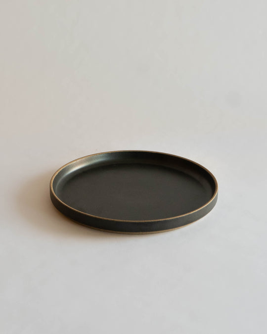 Hasami Porcelain Plate HPB004 Black — Japanese ceramics at SORT Vancouver