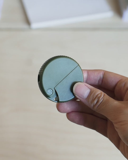 Midori Rounded Ceramic Carton Cutter