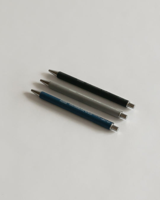 Stalogy Low Viscosity 0.7mm Oil-based Ball Pen — Japanese stationery at SORT Vancouver